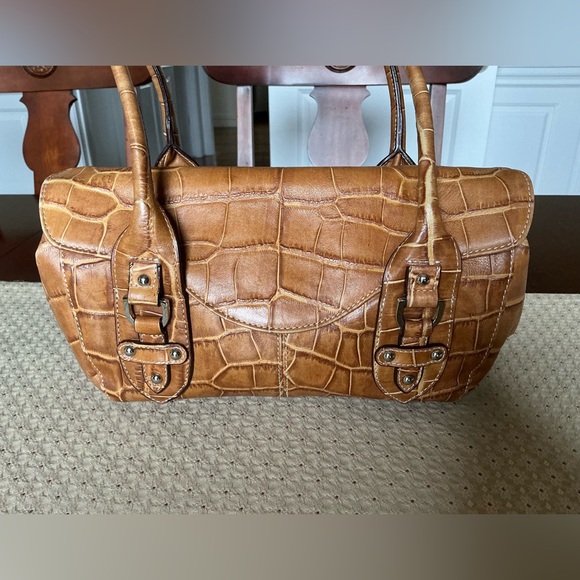 Tignanello Tan Croc Embossed Leather Shoulder Bag - Picture 3 of 13